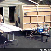  Cutting insulation by hand